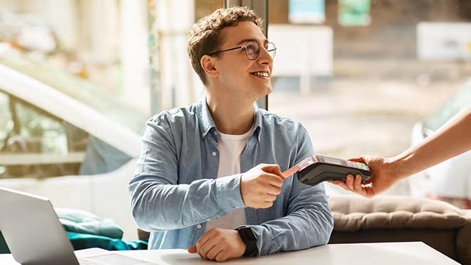 We're drawing on 30+ years of corporate travel expertise to demystify per diems and show you how to seamlessly integrate them into your travel policy.